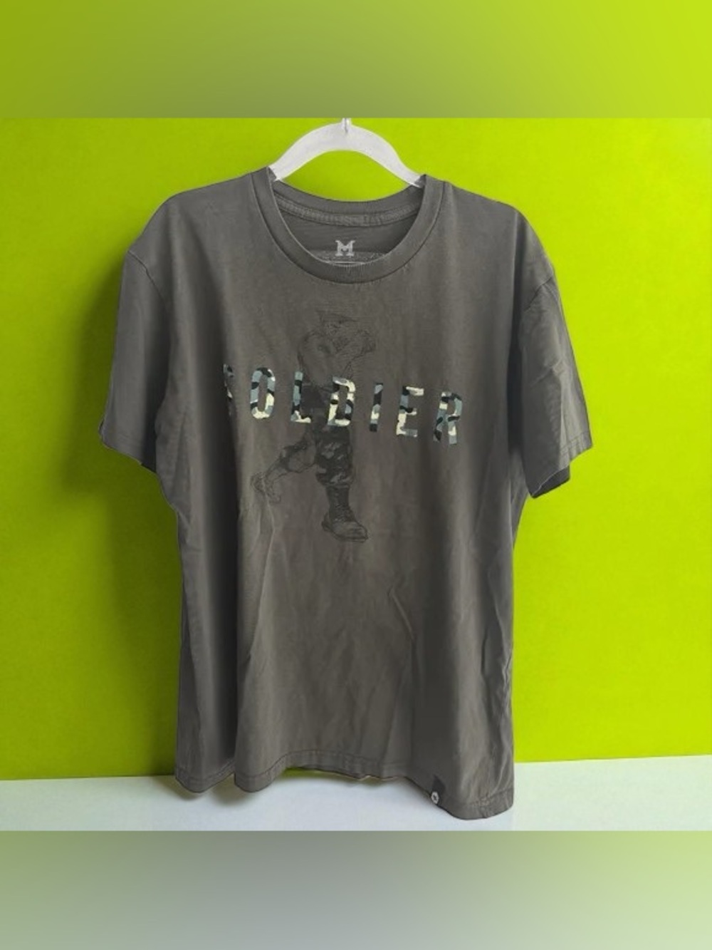 🔥Men's Soldier Graphic Short Sleeve Tee - Gray